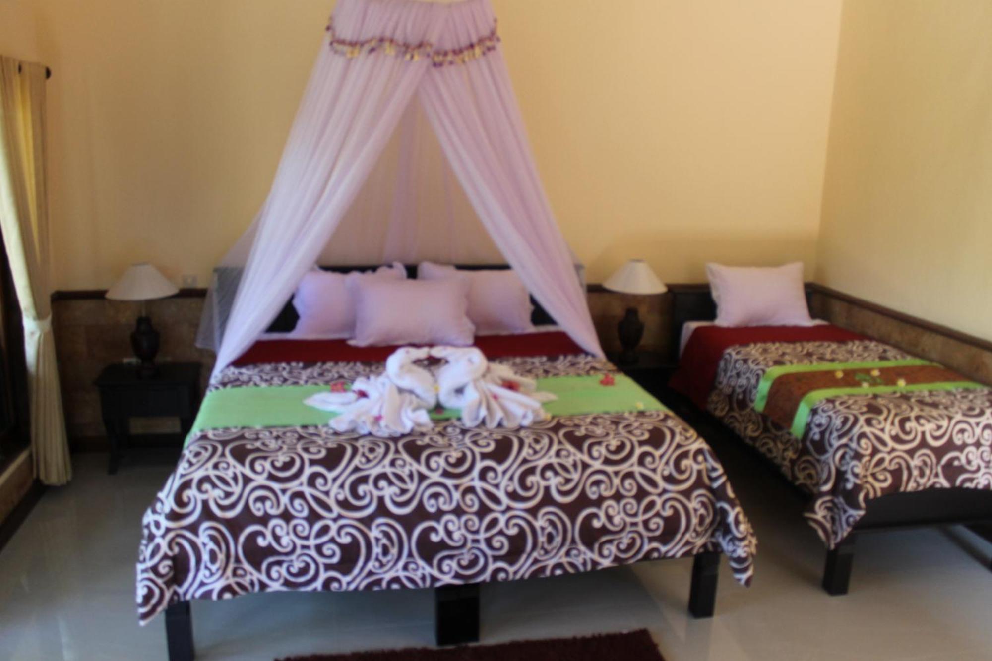 Mans Cottages & Spa Pemuteran  Room photo