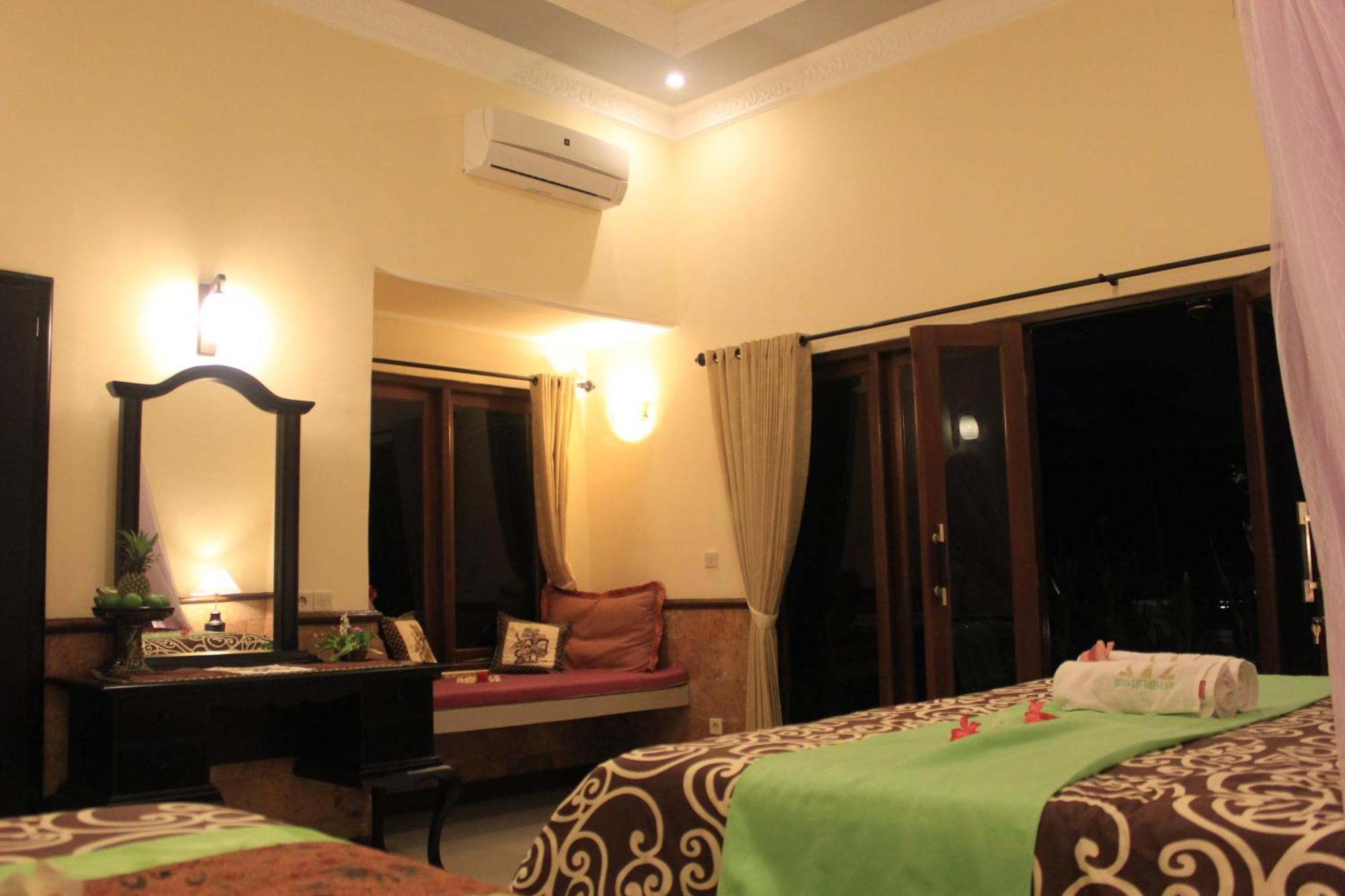 Mans Cottages & Spa Pemuteran  Room photo
